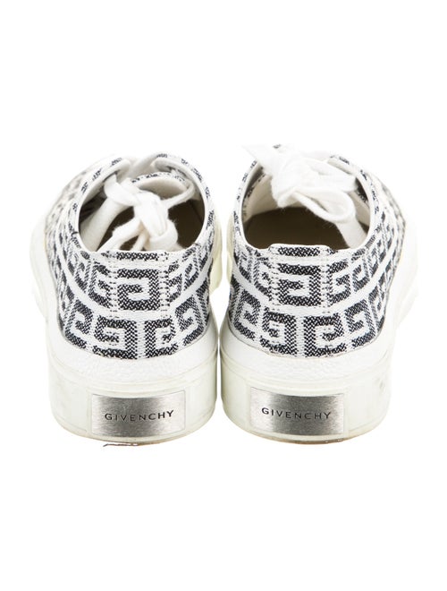 Givenchy Sneakers