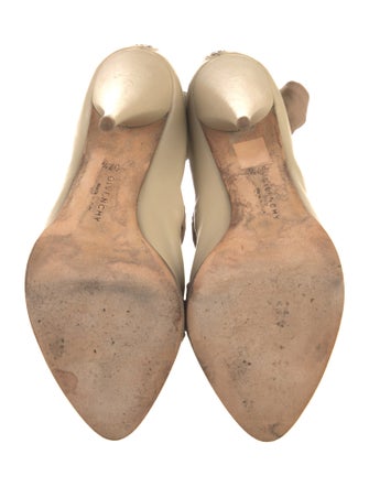 Givenchy Leather Pumps
