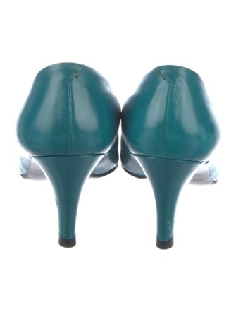 Givenchy Leather Pumps