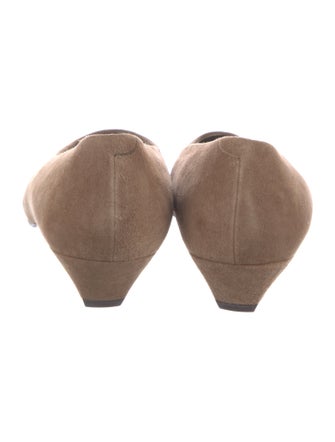 Givenchy Suede Pumps