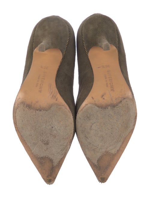 Givenchy Suede Pumps