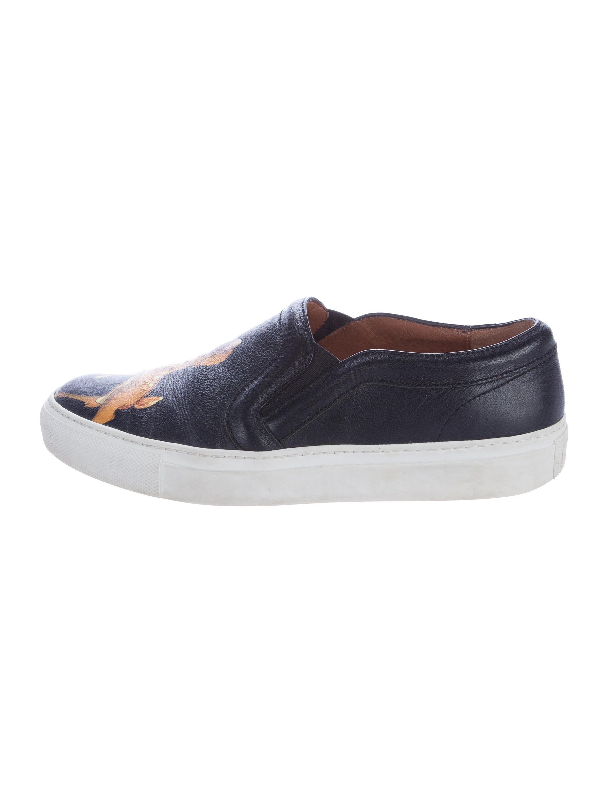 givenchy slip on sneakers givenchy slip on sneakers shoes giv37148 the givenchy slip on sneakers givenchy slip on sneakers shoes giv37148 the