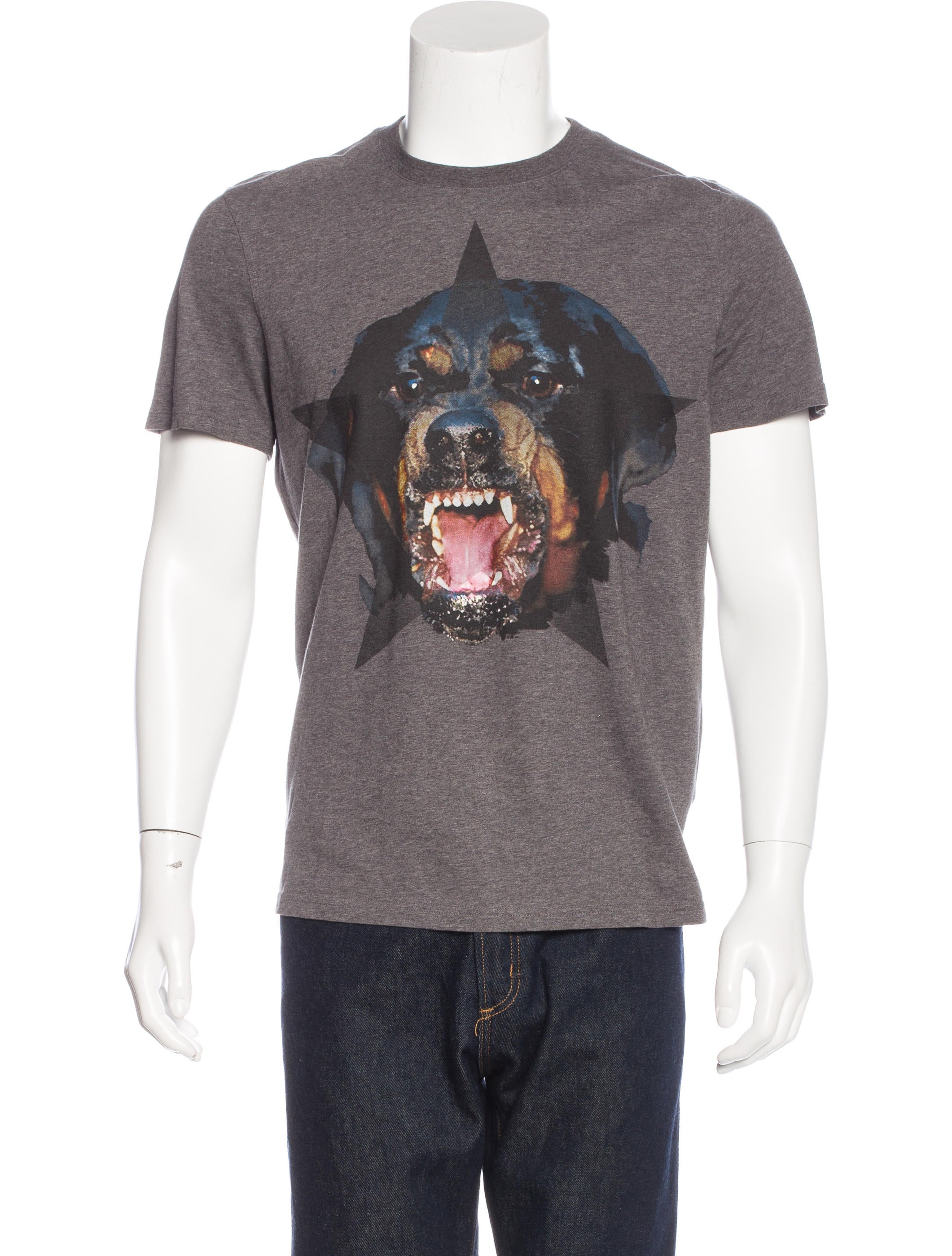 rottweiler clothes givenchy cuban fit rottweiler t shirt clothing giv38544 the realreal rottweiler clothes givenchy cuban fit rottweiler t shirt clothing giv38544 the realreal