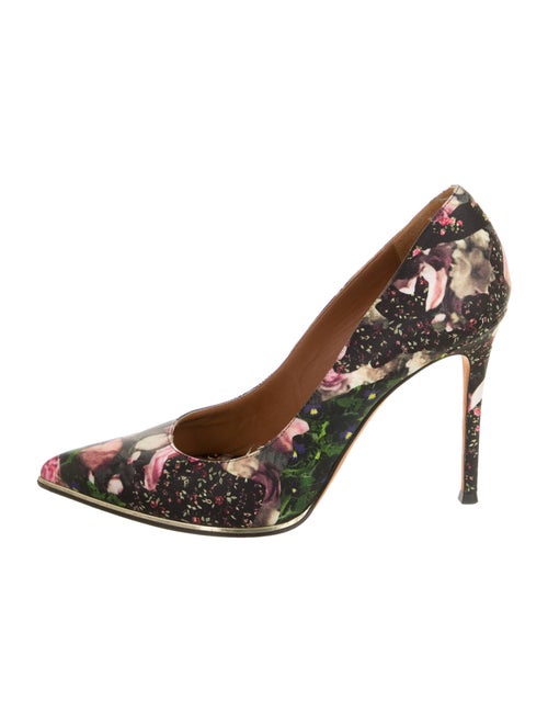 Givenchy Sable Floral Print Pumps Black