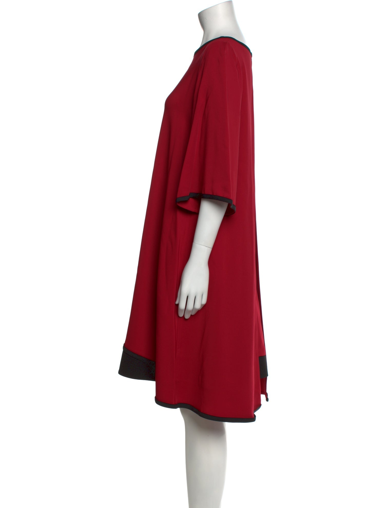 Giulietta Bateau Neckline Knee-Length Dress