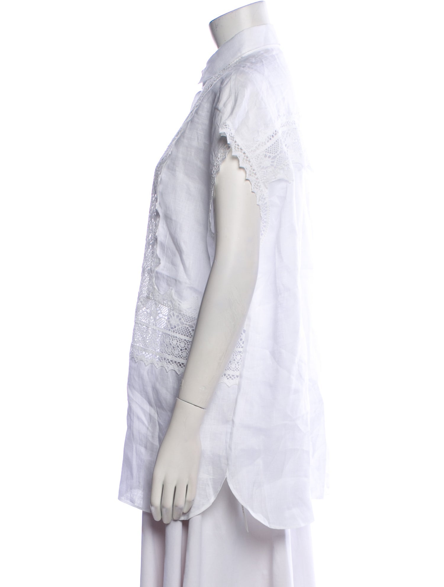 Gorsuch Linen Lace Pattern Button-Up Top