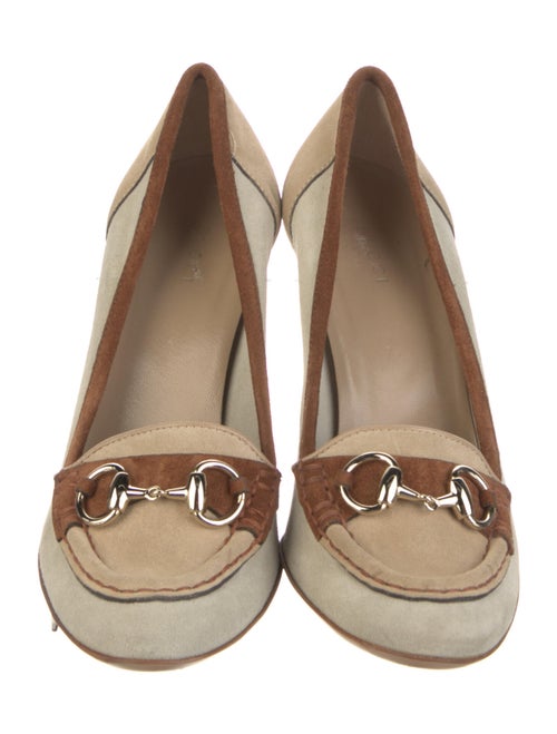 Gucci Suede Pumps