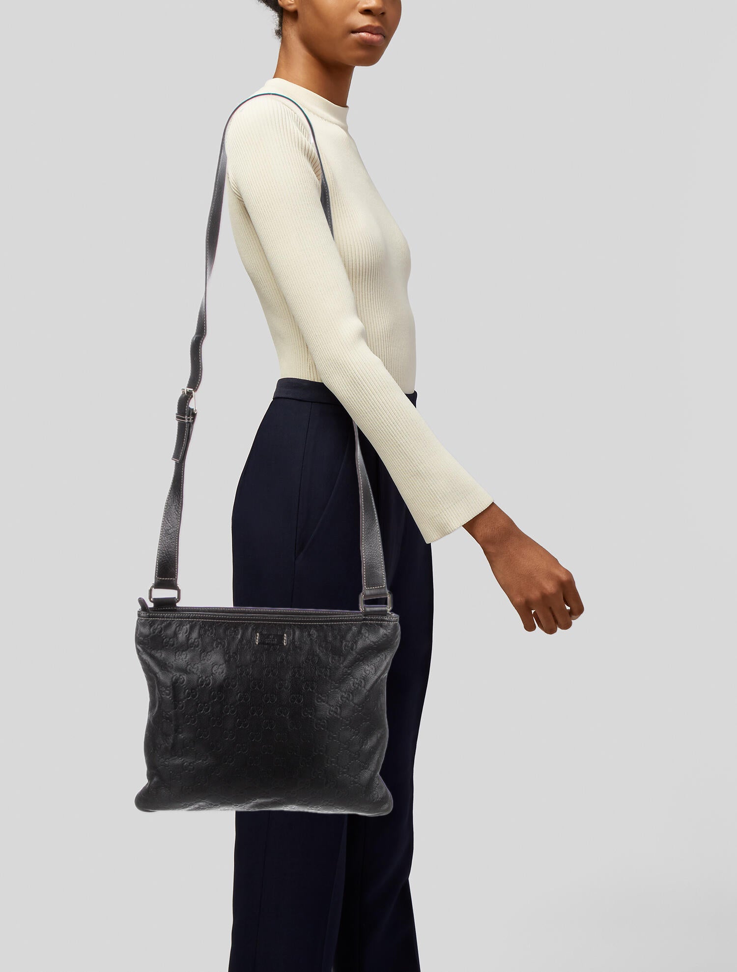 Gucci Signature Flat Messenger Bag Black Shoulder Bags, Handbags