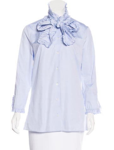 Gucci Spring 2016 Ruffled Top!