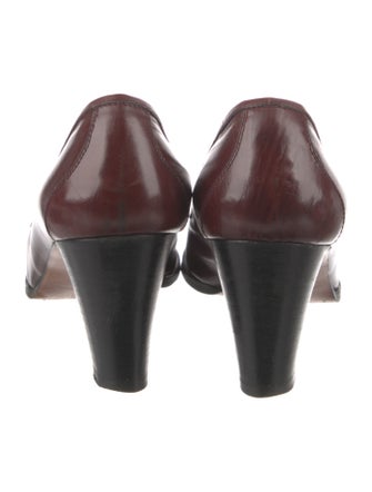 Gucci Interlocking G Logo Leather Pumps