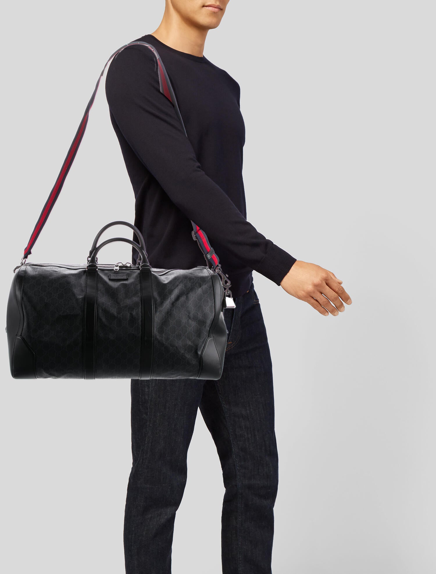 Gucci GG Supreme Duffle Bag Black Weekenders, Bags GUC1289943 The