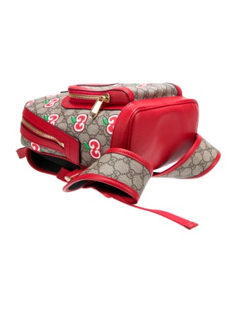 Gucci GG Supreme Apple Small Backpack