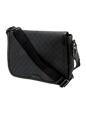 Gucci GG Supreme Messenger Bag