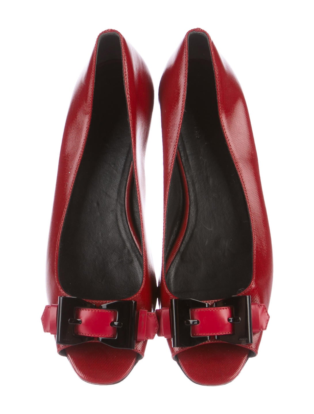 gucci saffiano peep toe flats shoes guc156740 the realreal gucci saffiano peep toe flats shoes guc156740 the realreal