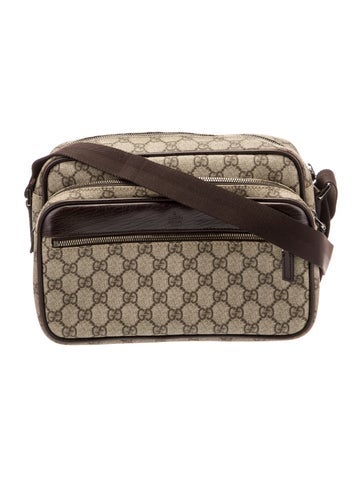 Gucci Crossbody Bags GG Supreme Messenger Bag