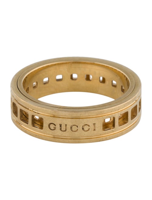 Gucci 18K Scroll Ring