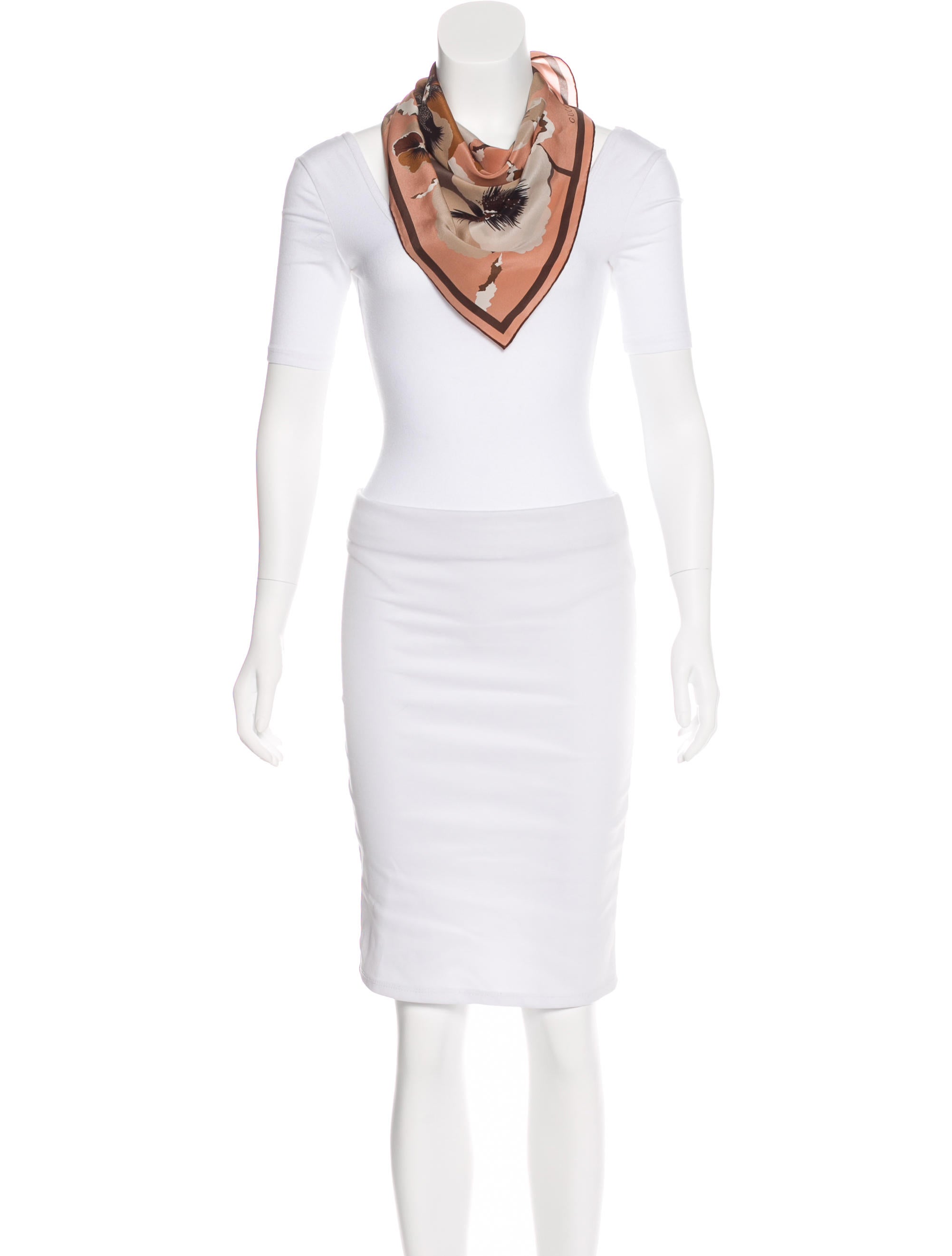 Gucci Printed Silk Scarf Accessories GUC157866 The RealReal