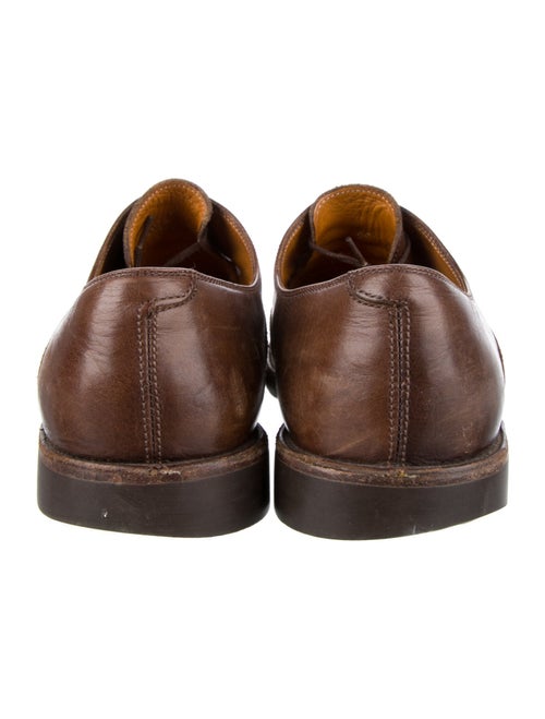 Gucci Leather Derby Shoes