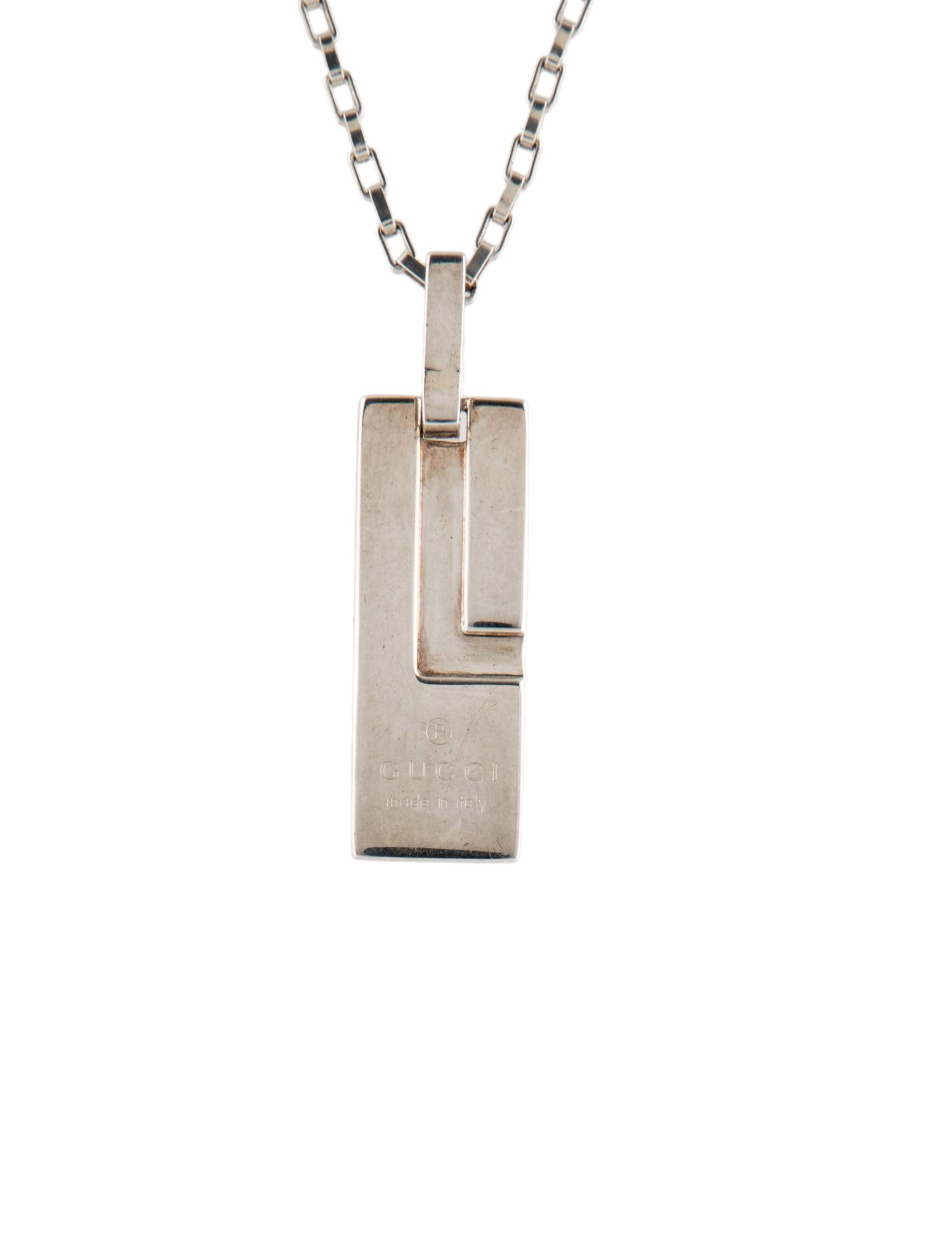 Gucci G Plate Pendant Necklace