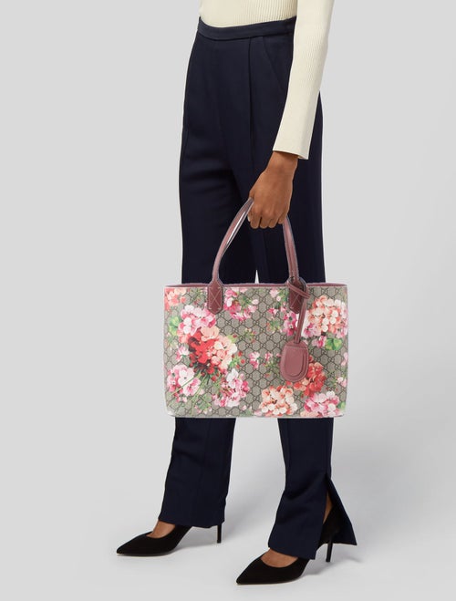 Gucci GG Supreme Tote Large