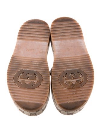 Gucci GG Canvas Canvas Slides