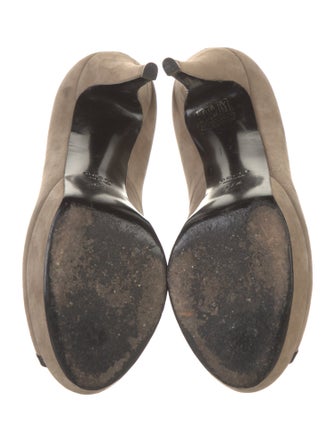 Gucci Suede T-Strap Pumps