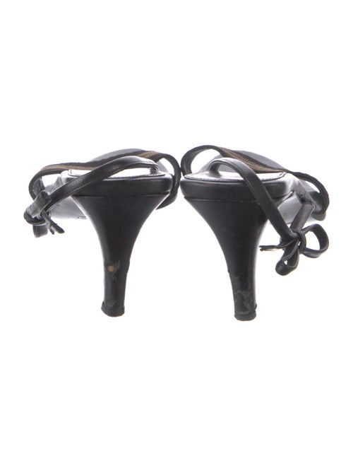 Gucci Leather Bow Accents Slingback Sandals