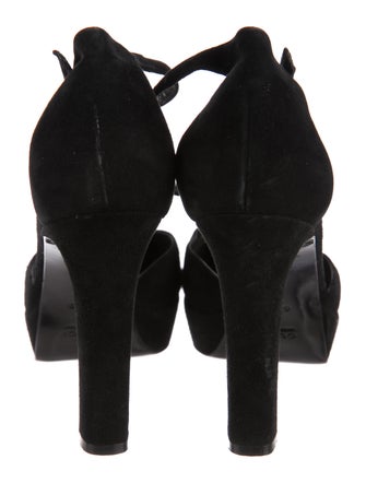 Gucci Suede Platform Pumps