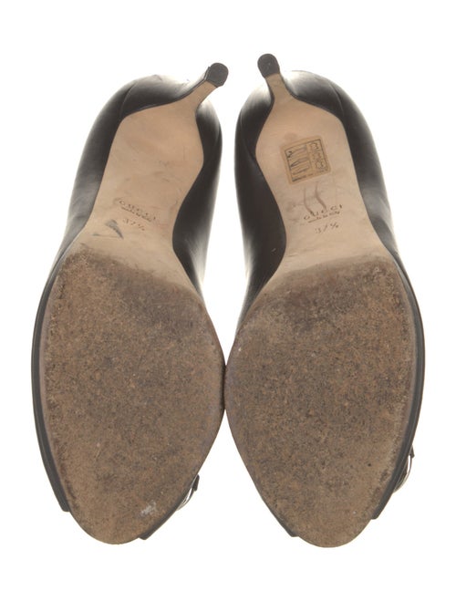 Gucci Leather Pumps