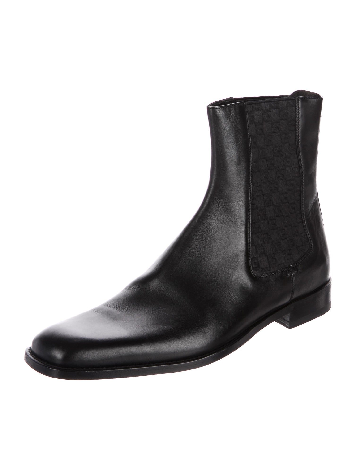 gucci chelsea boots gucci leather chelsea boots shoes guc168554 the realreal gucci chelsea boots gucci leather chelsea boots shoes guc168554 the realreal