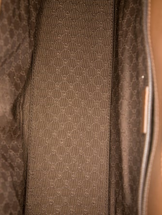 Gucci Piston Lock Bardot Medium