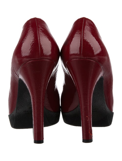 Gucci Horsebit Accent Patent Leather Sandals