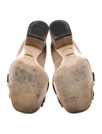 Gucci Double G Logo Suede Pumps