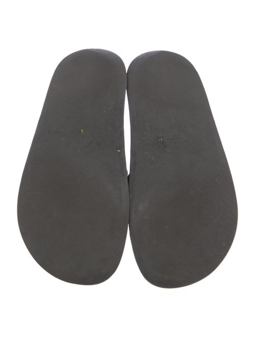 Gucci GG Supreme Slides