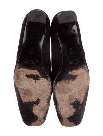 Gucci Horsebit Accent Suede Pumps