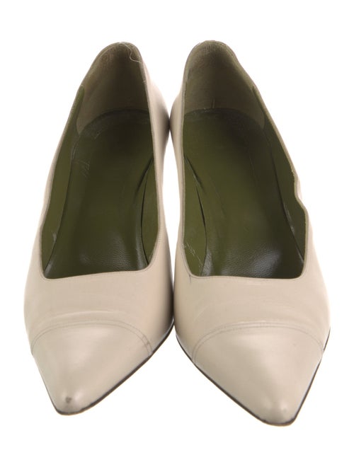 Gucci Interlocking G Logo Leather Pumps