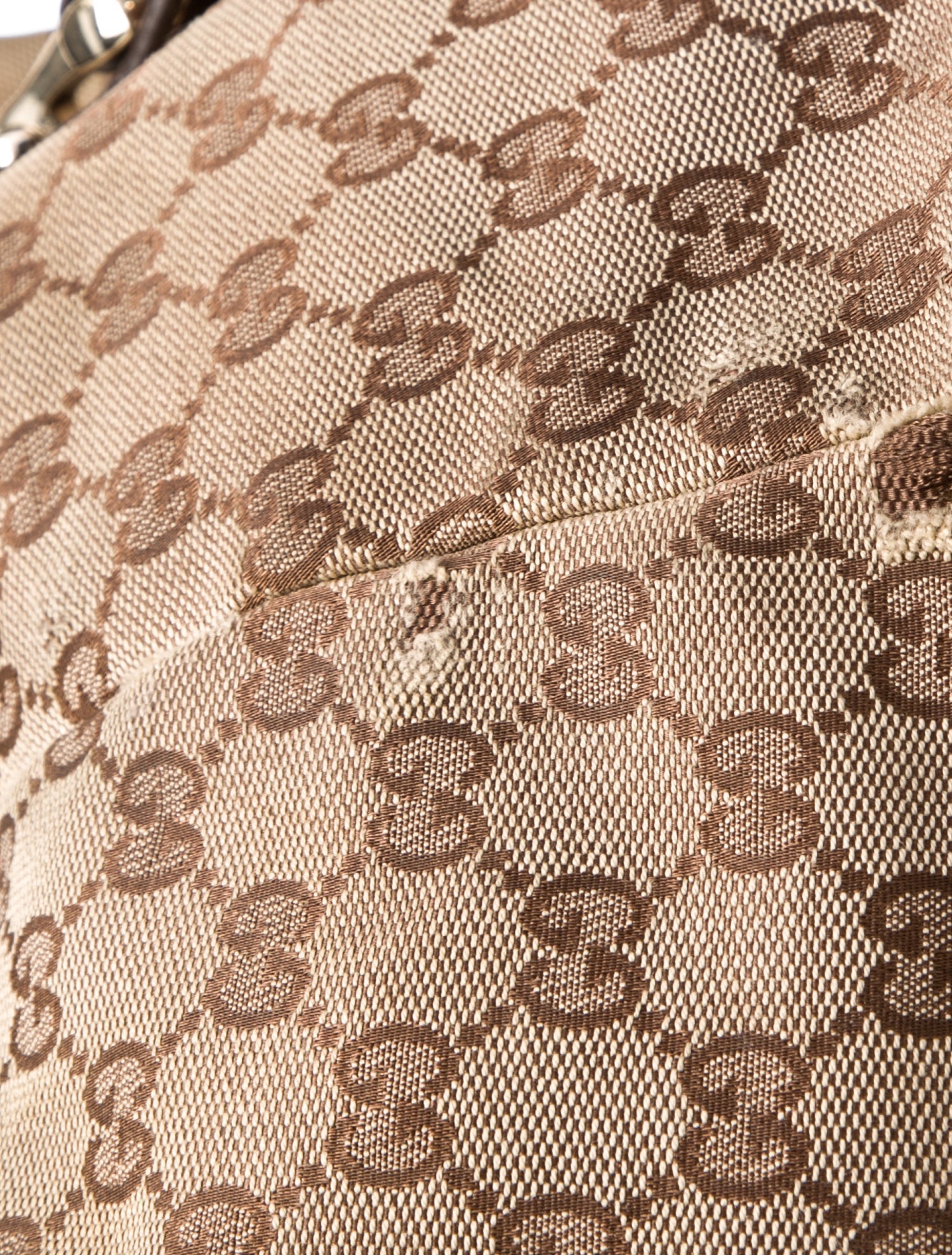 Gucci GG Canvas Pelham