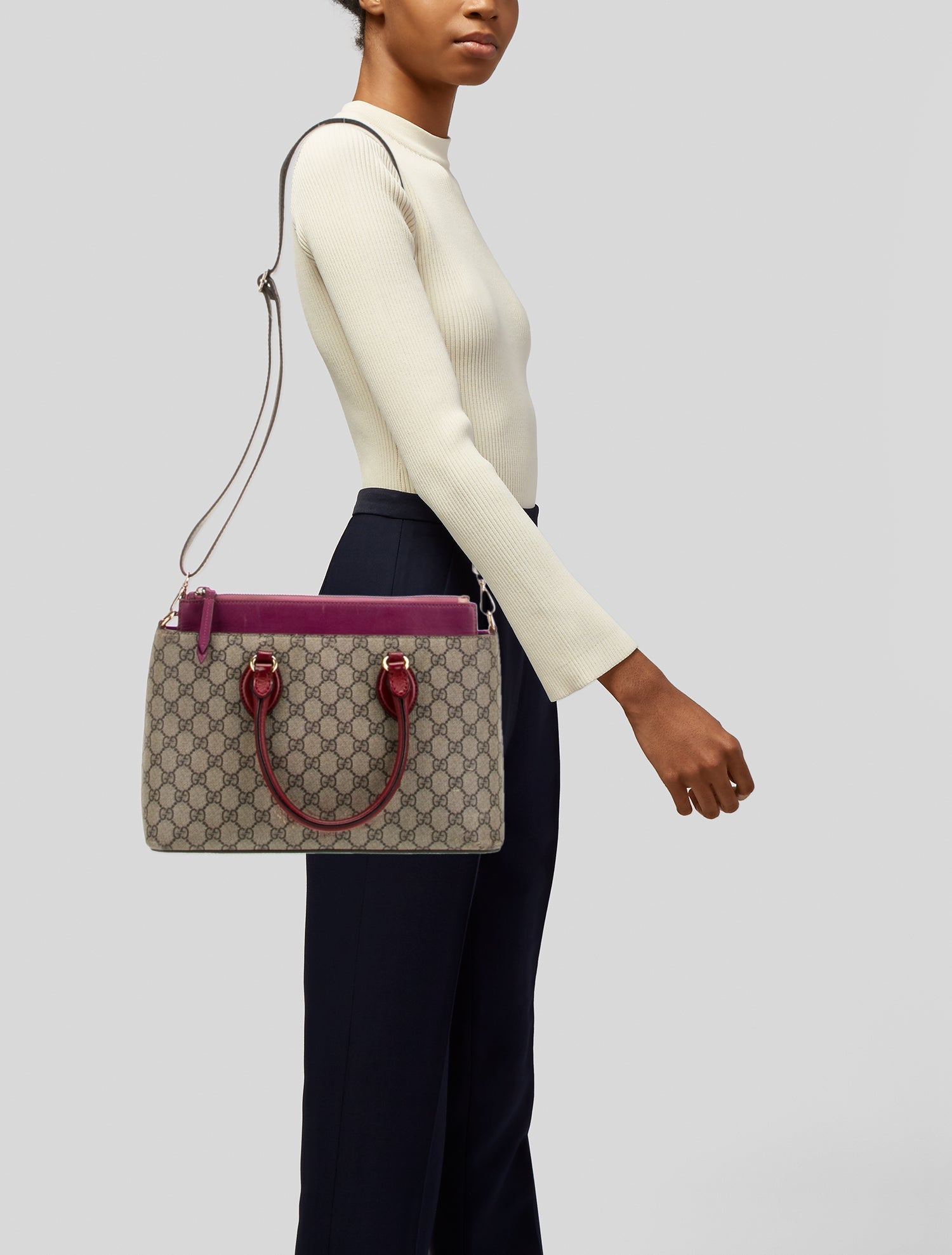 Gucci GG Supreme Top Handle Bag