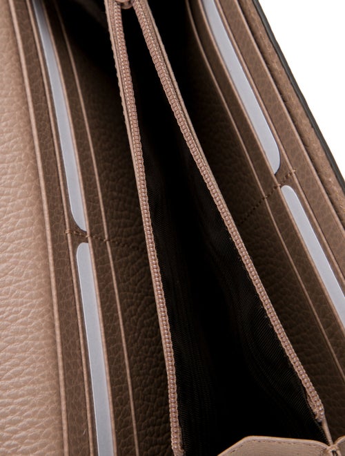 Gucci GG Supreme Continental Wallet