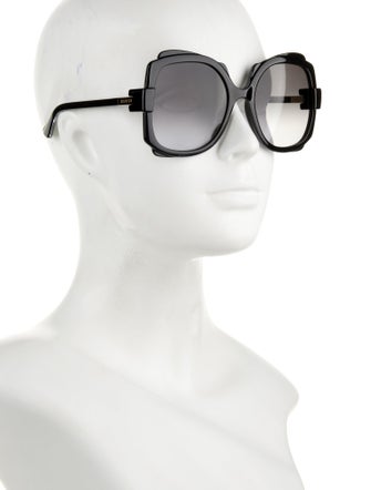 Gucci Oversize Gradient Sunglasses