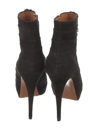 Gucci Suede Fringe Trim Accent Lace-Up Boots