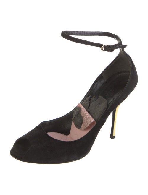 Gucci Interlocking G Logo Suede D'Orsay Pumps