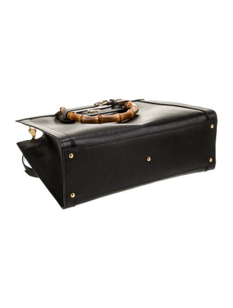 Gucci Double G Diana Medium