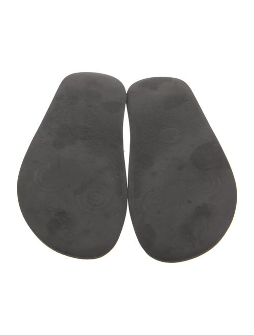 Gucci GG Supreme Slides