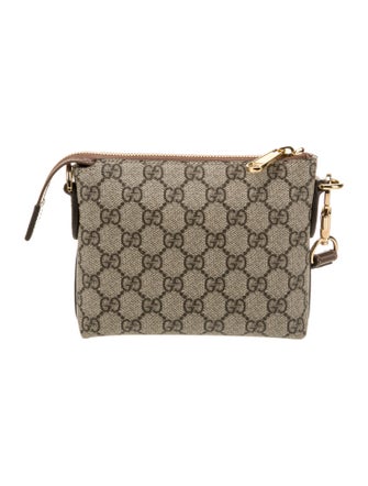 Gucci GG Supreme Clutch