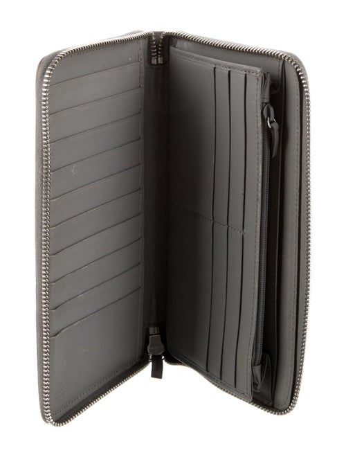 Gucci GG Supreme Continental Wallet