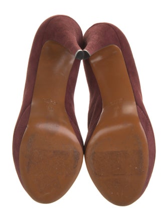 Gucci Suede T-Strap Pumps