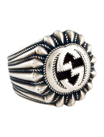 Gucci Interlocking G Signet Ring