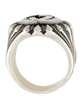 Gucci Interlocking G Signet Ring