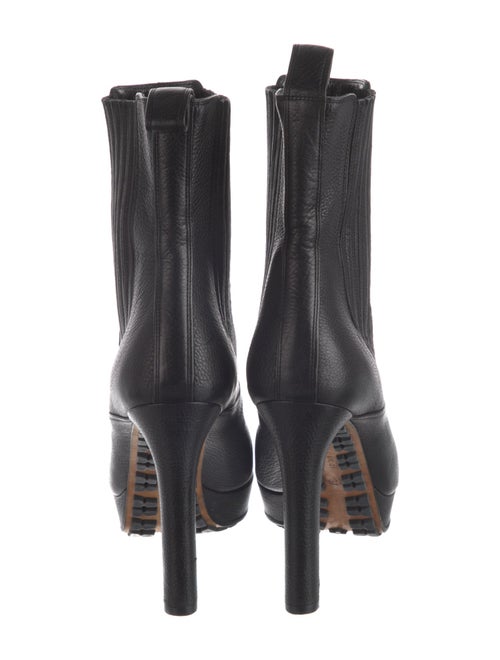Gucci Leather Chelsea Boots